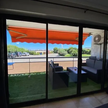 Studio Bord De Mer Avec Parking Prive Cannes Exterior photo